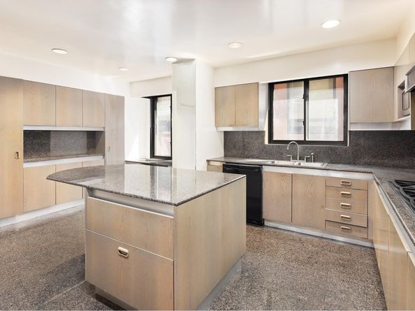 733 Park Avenue 8THFLOOR, New York NY 10021