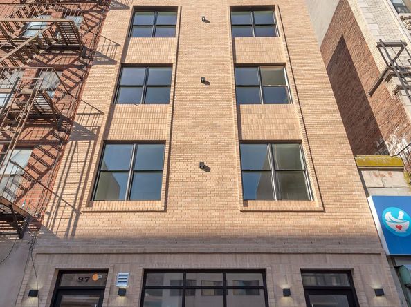 97 Seigel Street 2R, Brooklyn NY 11206