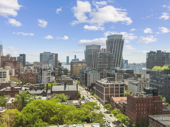465 West 23rd Street 19D, New York NY 10011