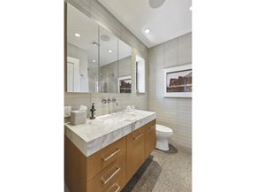 465 West 23rd Street 19D, New York NY 10011