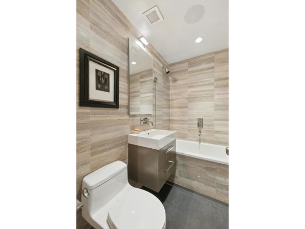 465 West 23rd Street 19D, New York NY 10011