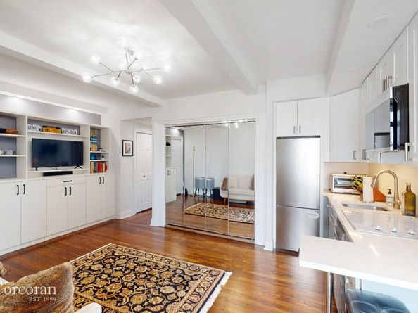 5 Tudor City Place 933, New York NY 10017