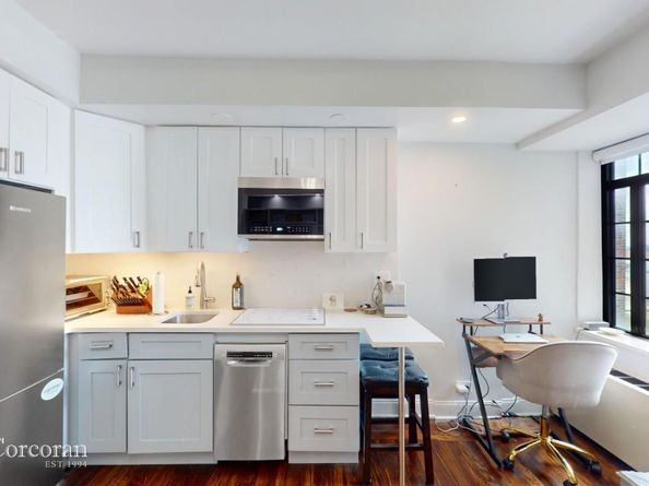 5 Tudor City Place 933, New York NY 10017