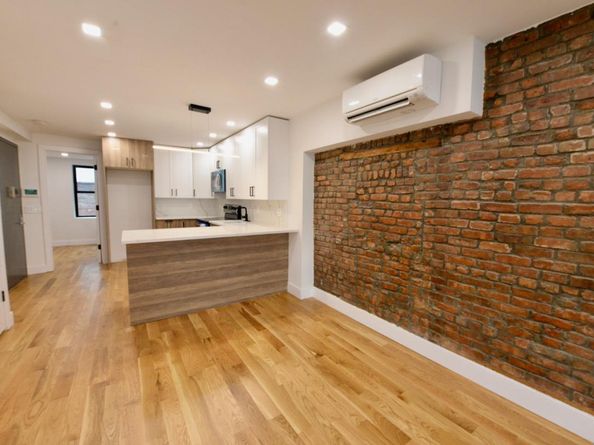 520 9th Avenue, New York NY 10018