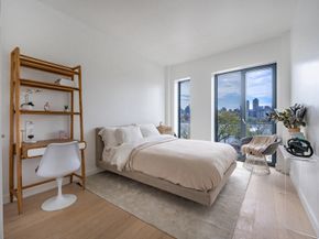 30-05 Vernon Boulevard 2K2, Queens NY 11102