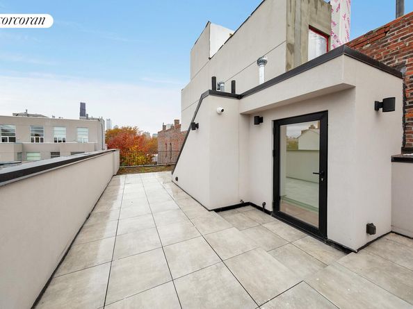 126 Washington Avenue, Brooklyn NY 11205