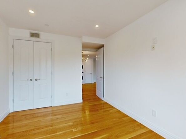 82 East 5th Street 3A, Brooklyn NY 11218