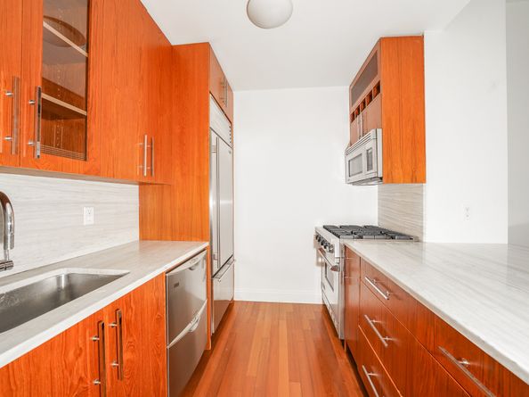 88 Greenwich Street 724, New York NY 10006