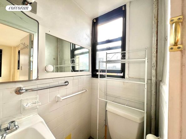 98-22 63rd Drive 7B, Queens NY 11374