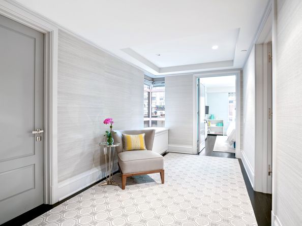 21 East 61st Street 8E, New York NY 10065