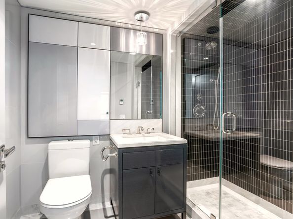 21 East 61st Street 8E, New York NY 10065