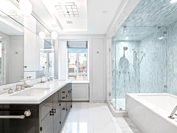 21 East 61st Street 8E, New York NY 10065