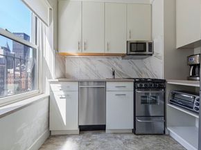 400 East 52nd Street 7J, New York NY 10022