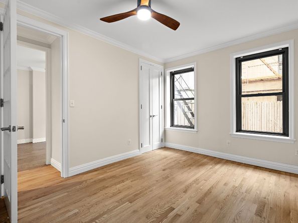 344 West 49th Street 1A, New York NY 10019
