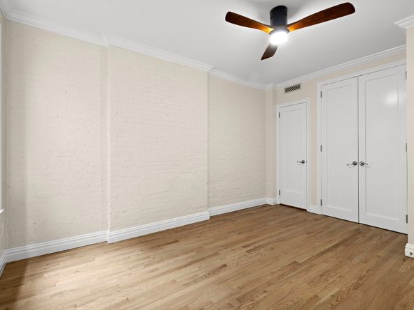 344 West 49th Street 1A, New York NY 10019