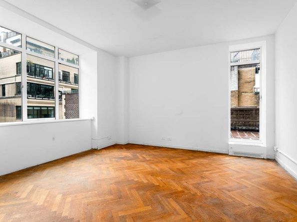 24 West 55th Street 10E, New York NY 10019
