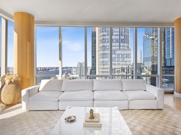 15 Hudson Yards 64D, New York NY 10001