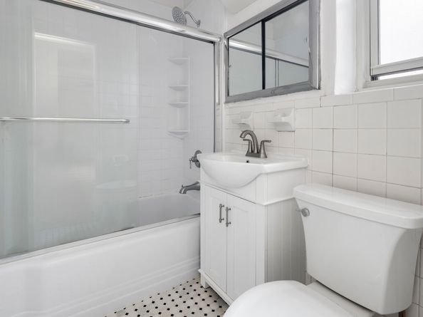 220 Berkeley Place 4G, Brooklyn NY 11217