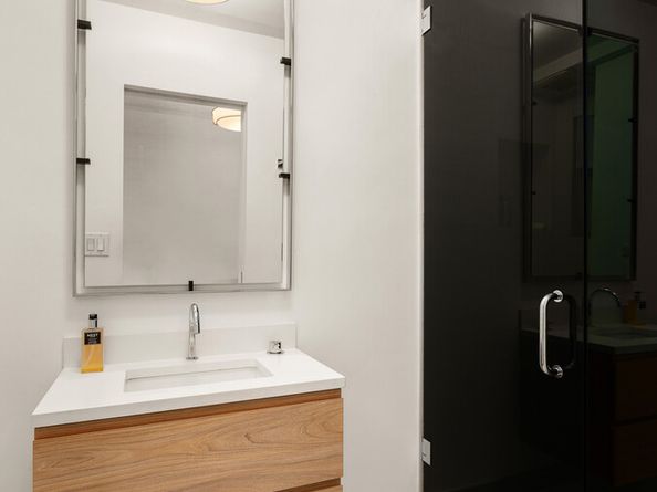 21 East 87th Street 2C, New York NY 10128