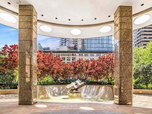 330 East 38th Street 9P, New York NY 10016