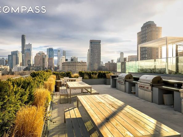 180 Front Street 12C, Brooklyn NY 11201