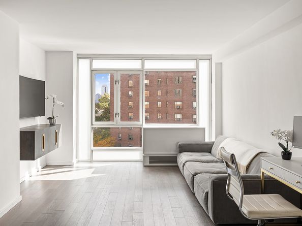 385 1st Avenue 7F, New York NY 10010