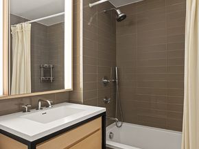 385 1st Avenue 7F, New York NY 10010