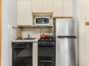 3935 Blackstone Avenue 4K, Bronx NY 10471