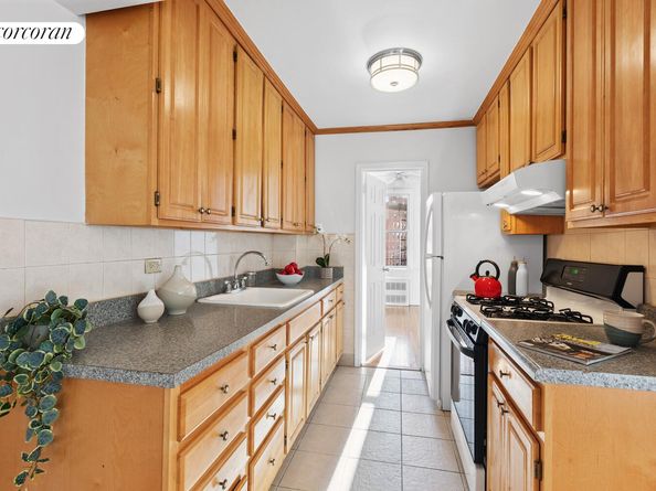 2265 Gerritsen Avenue 3A, Brooklyn NY 11229