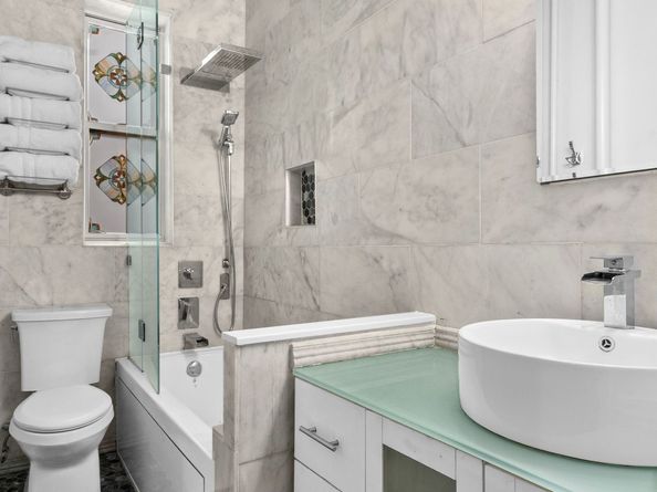 566 44th Street 2D, Brooklyn NY 11220