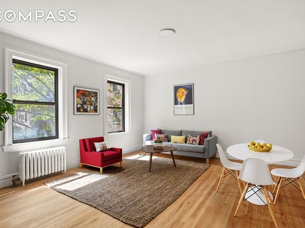 83-10 35th Avenue 3F, Queens NY 11372