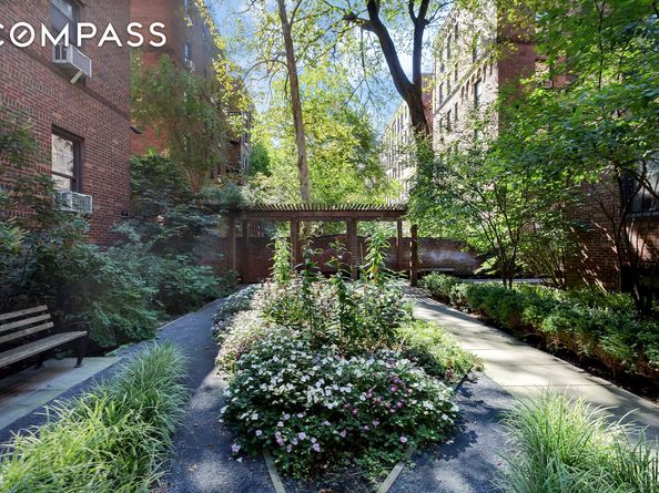 83-10 35th Avenue 3F, Queens NY 11372