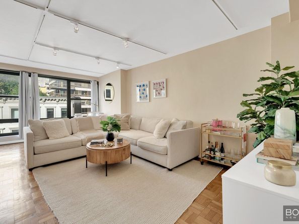 166 East 61st Street 5D, New York NY 10065
