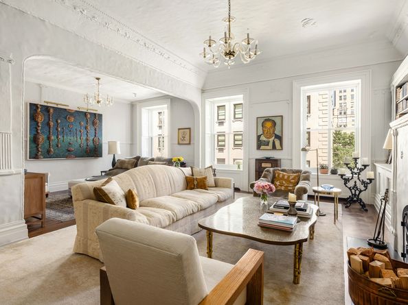 11 Gramercy Park S, New York NY 10003