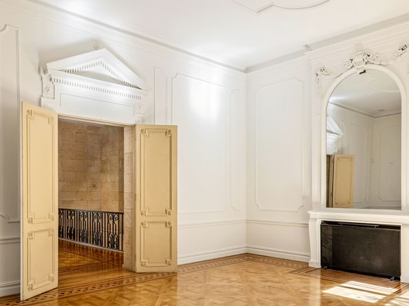 11 Gramercy Park S, New York NY 10003