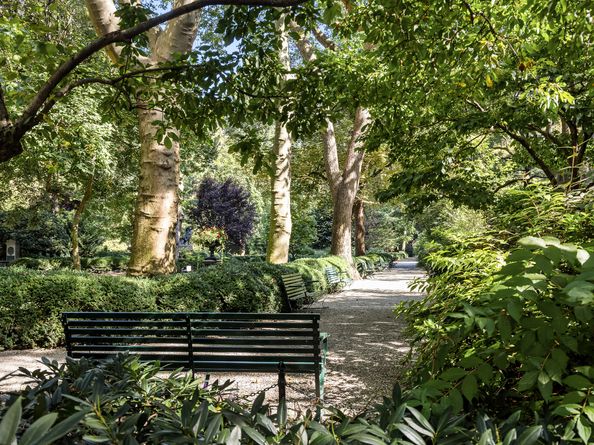 11 Gramercy Park S, New York NY 10003