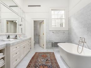 11 Gramercy Park S, New York NY 10003