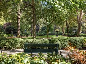 11 Gramercy Park S, New York NY 10003