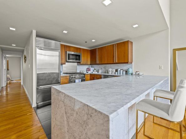 305 2nd Avenue 542, New York NY 10003