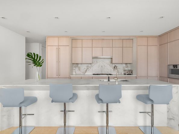 138 East 50th Street 53A, New York NY 10022