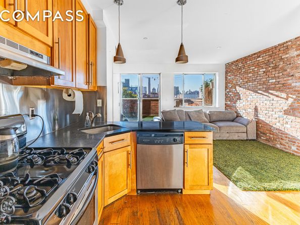 195 Spencer Street 7B, Brooklyn NY 11205