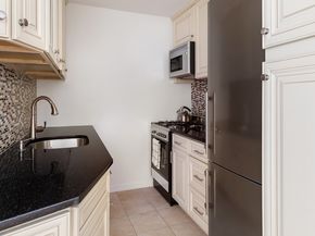 201 East 21st Street 5G, New York NY 10010