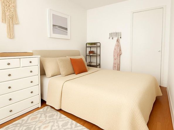 22 Cornelia Street 7, New York NY 10014