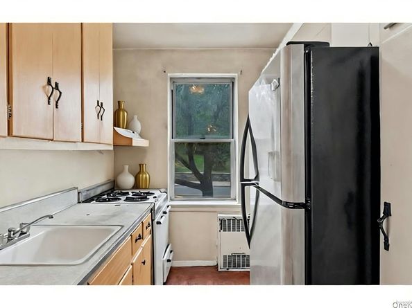 800 Grand Concourse 1CN, Bronx NY 10451