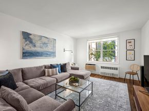 100 West 12th Street 2D, New York NY 10011