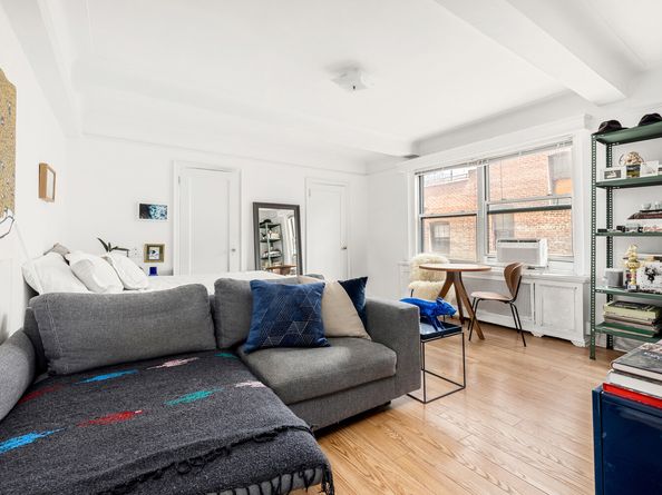 70 Remsen Street 7J, Brooklyn NY 11201