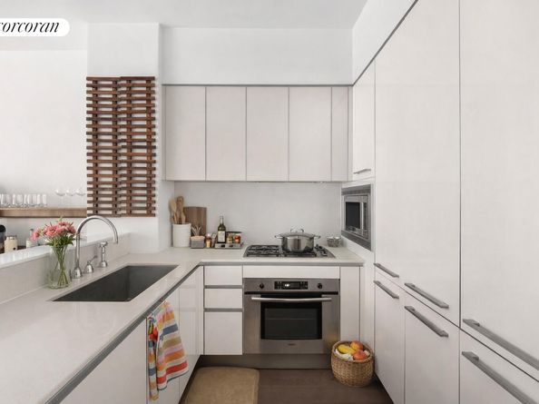 25 Broad Street 14N, New York NY 10004