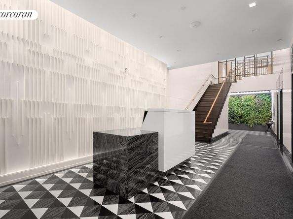 200 East 21st Street 12C, New York NY 10010
