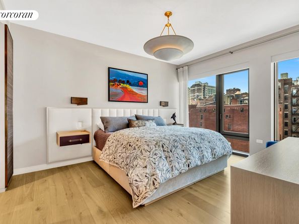 200 East 21st Street 12C, New York NY 10010