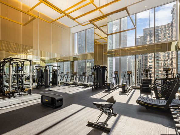217 West 57th Street 35B, New York NY 10019
